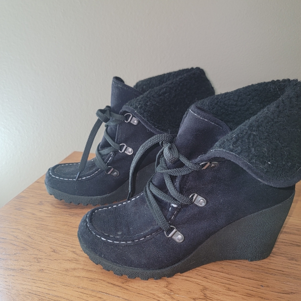 UNIONBAY Pike Faux Shearling Wedge Ankle Boots 8M